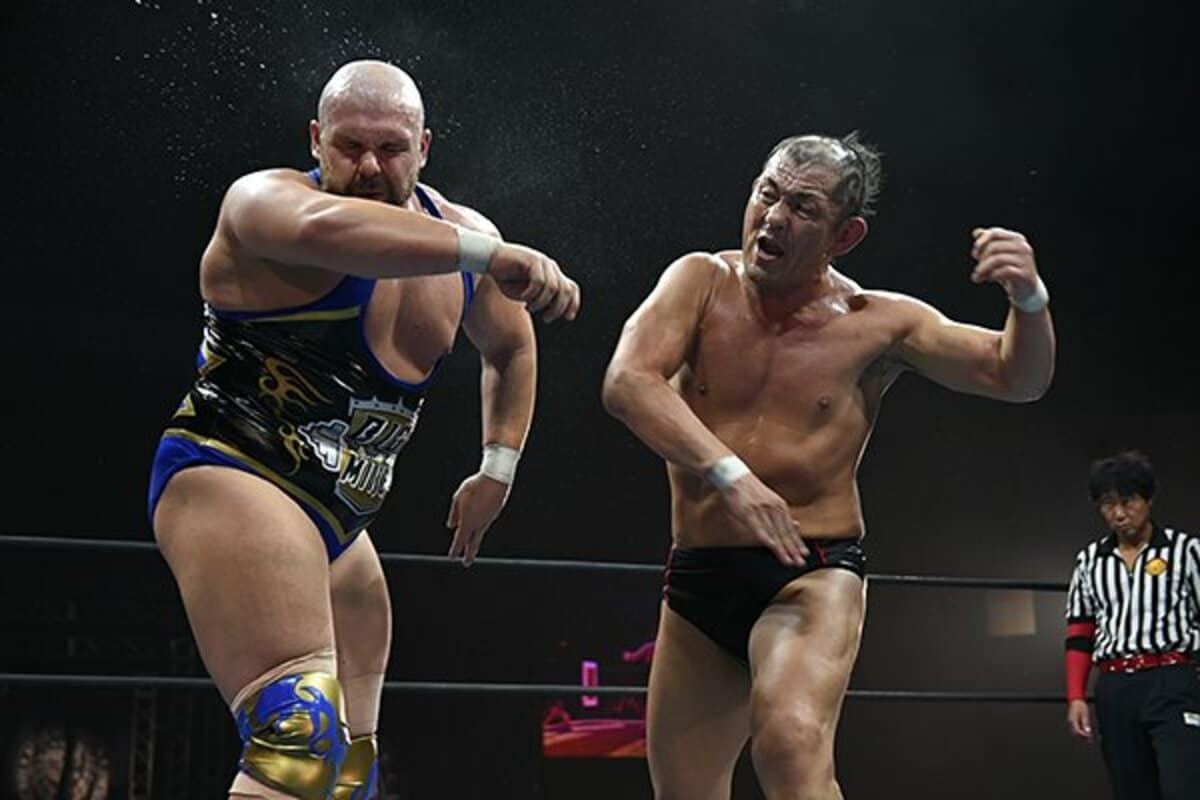 新日本プロレスのど真ん中を食い荒らす！鈴木みのる、大暴れのNEVER