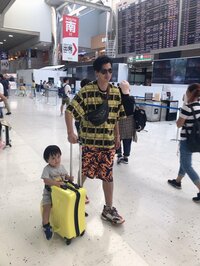 アレクサンダー『成田空港到着だ❤️』