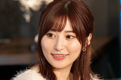 元“伝説のセクシー女優”、デコルテあらわなオトナワンピで合コン降臨！ 濃厚ボディタッチで骨抜きに