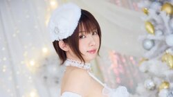 えなこサンタからホワイトクリスマスの“プレゼント” ヤングアニマルWeb降臨