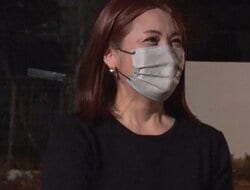 大人気インフルエンサーJKの美人ママ、娘の俳優彼氏に驚き「顔、綺麗すぎる」