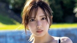 沢口愛華、屋久島で“唯一無二の存在感" 『ヤンマガ』表紙・巻頭グラビア