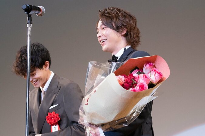 中村倫也、後輩・菅田将暉の祝辞に感激　「もっと言って」とリクエスト 5枚目