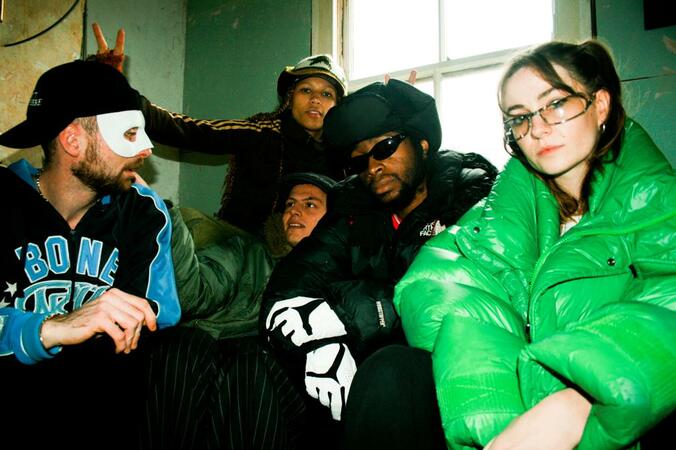 【写真・画像】　1枚目