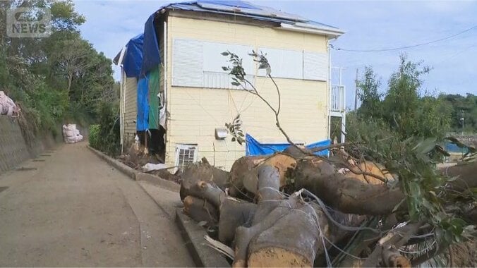 「なぜうちの裏側だけ」台風25号による土砂崩れで妻を亡くした男性が原因究明求める 2枚目