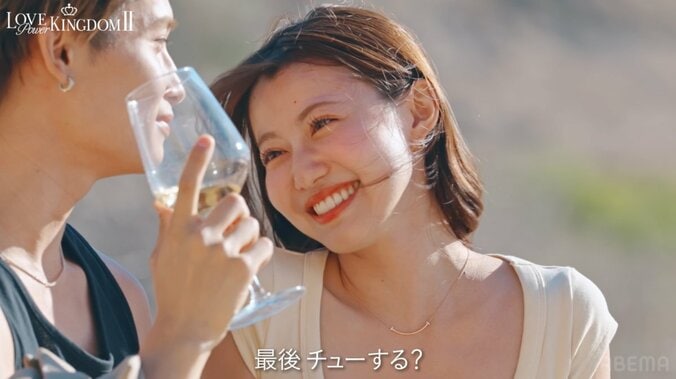 【写真・画像】「チューする？」”神スタイル”童顔美女が大胆行動！王子様系モデルとの再会で燃え上がり…「おいおいおい！」スタジオ騒然　3枚目
