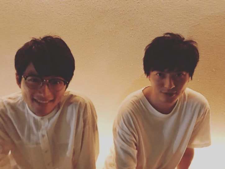 白洲迅、“素敵な兄貴”塚本高史との2ショット公開「#実は同郷八王子」