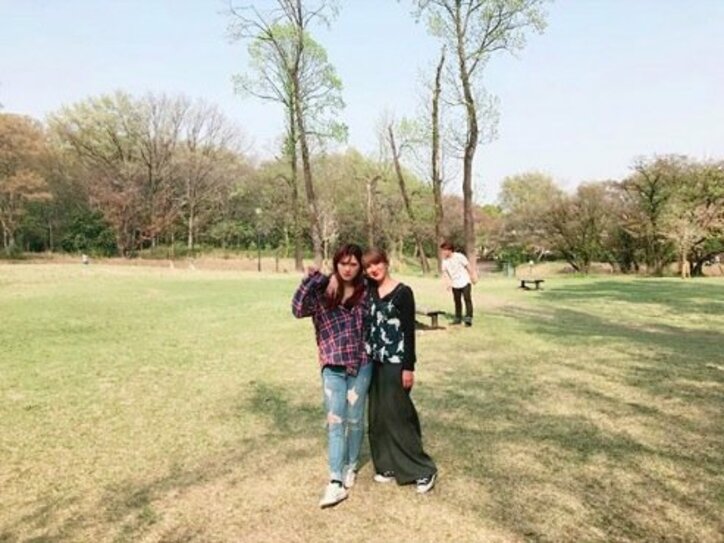 岡井千聖、3姉妹で激走する動画公開「大人気ないけど負けたくない笑」