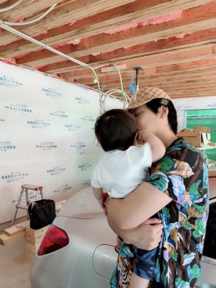 アレク、驚きの新居費用を告白「キッチンなんて600万円くらい」