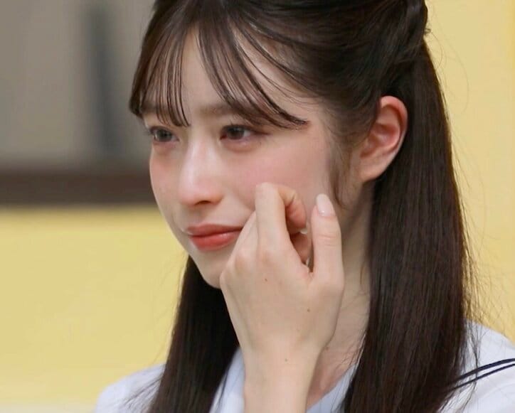 スタイル抜群の美人JK、ほぼ両思いの男子に「告白には行けない」