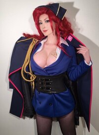 叶姉妹『ファビュラスな❤️✨「ヒプマイ✨無花果さん」アートコスプレシリーズ✨✨』