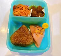 尾形あい『一時保育へ。』