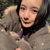 山之内すず、猫を抱いたほっこりショットに「めっちゃ癒し」「雰囲気違う！」の声