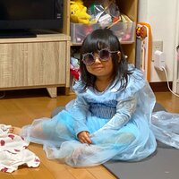 クロ『娘に誘われデレデレ父ちゃん♩∗ ︎*ﾟ』