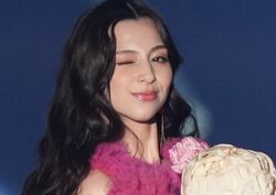 “奇跡の9頭身”スタイルに驚き「レベチ」「同じ人間とは思えん」中条あやみ、約6年ぶり熊本TGCで圧巻のステージング！大歓声