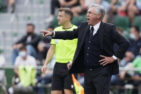 代表監督は自国から選ぶべきか、欧州トップを知る者を選ぶべきか　議論呼ぶブラジル次期監督探し