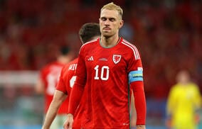 「とても落ち込んでいる」失意のW杯敗退から1カ月…ウェールズ代表MFラムジーがクラブに戻っていないと指揮官が明かす