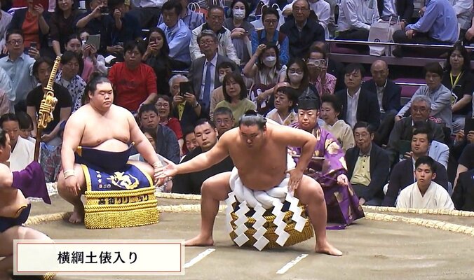 横綱土俵入り