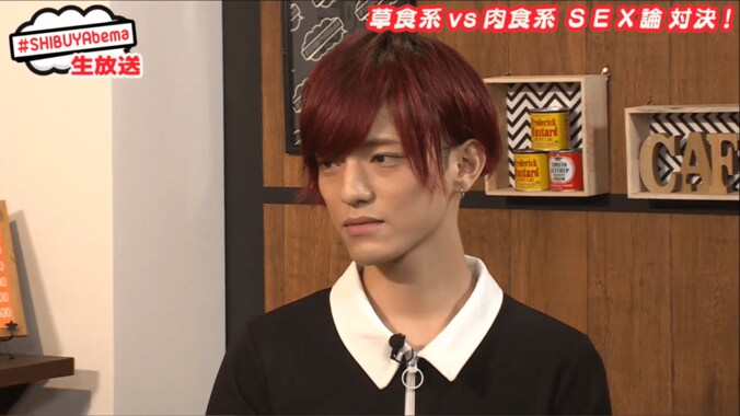  鈴木あや、こんどうようぢの「初体験相手」に指名される　 1枚目