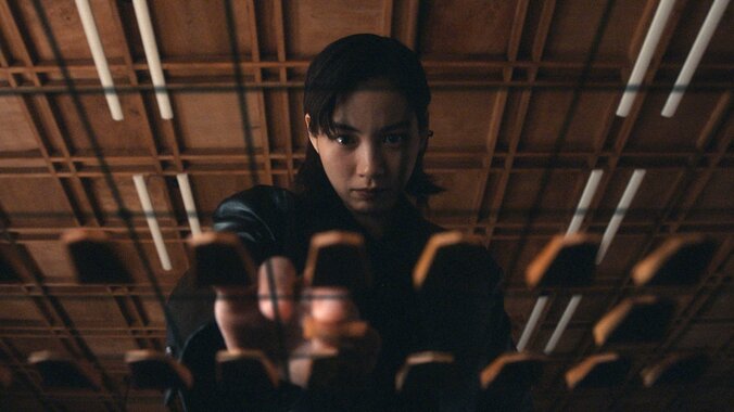 のん「生きている中で嫌な思いや、惨めな思いした時に勇気をもらえる作品」ダークヒーロー役で新境地！『MISS KING / ミス・キング』配信決定 5枚目