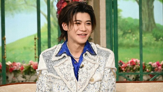 新浜レオン、超大物歌手の大豪邸に家族で訪問「小さい頃からお邪魔させていただいて」父の代からの交流明かす 5枚目