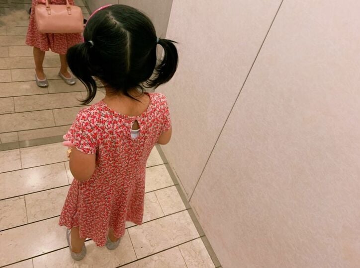 水嶋ヒロ、見た目を気にするようになった娘「普段からママをよく見てるからかな？」