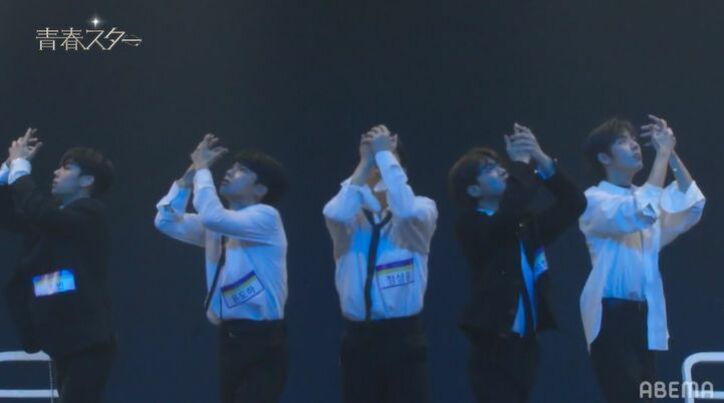 「僕がチームの弱点に」ダンスが苦手なアイドル、舞台裏で嗚咽…そのまま本番へ向かうも驚きの結果に『青春スター』