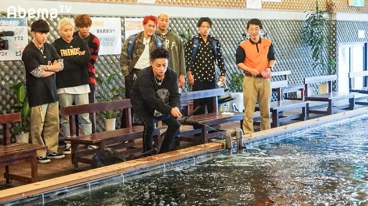 GENERATIONSが福島県いわき市で早釣り対決！ 関口メンディー「ギョギョ！」と意気込み、釣りの腕前を披露（AbemaTV）