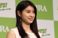 土屋太鳳、ヘアカット中の自撮りに絶賛の声「スッピン可愛い」