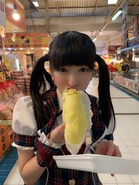 もえのあずき『ドリアン大食い♪』