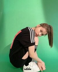 生見愛瑠のポニーテール×スポーティな姿に「お人形さんみたい」「かわいい最高」とファン悶絶