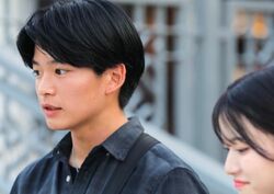 高橋文哉似の高3イケメン男子に2人の女子が猛アプローチ！モテすぎて苦悩「2人に申し訳ない…」『今日好き』九龍編第4話