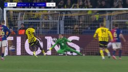 ありえねえだろ！“ギニアの怪物”衝撃の高速パネンカが話題沸騰「ここでチップキックは心臓が強すぎる」「なんちゅうメンタルしてんねん」