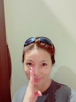  マルシア、54歳のすっぴん自撮りショットを公開「メンテナンスDAY」 