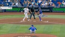 どうした…？ メッツ千賀滉大に“打者が激怒”「あの軌道はキレる」 “お化けフォーク”にイライラ爆発→空振り三振して叫ぶ「八つ当たりw」