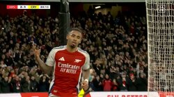 異次元の独走！敵陣50mドリブル→10秒で仕留めた“高速カウンター”が話題沸騰 アーセナルFWが覚醒「ハットトリックすご」