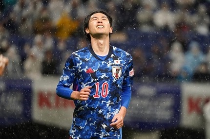 南野拓実のカタール行きに黄色信号点灯？ このまま左サイドで起用され