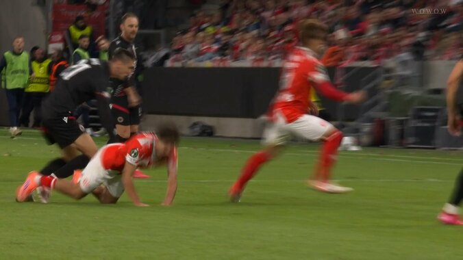 【映像】佐野がタックル回避→味方選手が被害 