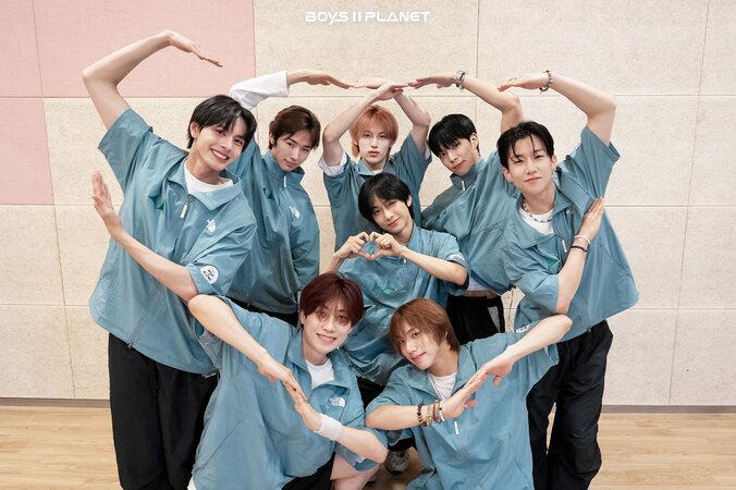 【写真・画像】「伝説のステージ」「国宝級」美しすぎると話題の練習生、圧倒的なカリスマ性と色気爆発ステージに会場が異常な空気に包まれる「どうやって勝てるの？」　10枚目