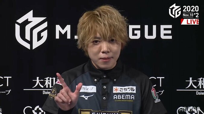 白鳥、ついに舞う 覚悟の押しで初勝利ゲットも「死ぬほど怖かった」／麻雀・Mリーグ 1枚目