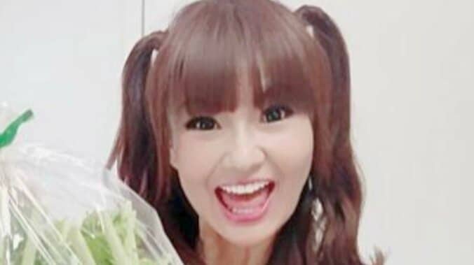 【写真・画像】“ミスコン荒らし”57歳女性芸人、極貧時代にタダで貰っていた“思い出の品”明かす　1枚目