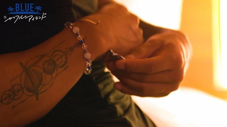 女王様系セクシー美女、ベッドで馬乗りキスの猛アピール「とられたくないなって思っちゃった。私だけを見て欲しい」『シャッフルアイランド Season3』#6