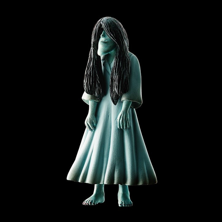 長い黒髪から覗くのは長いアゴ…「シャクレル貞子」登場