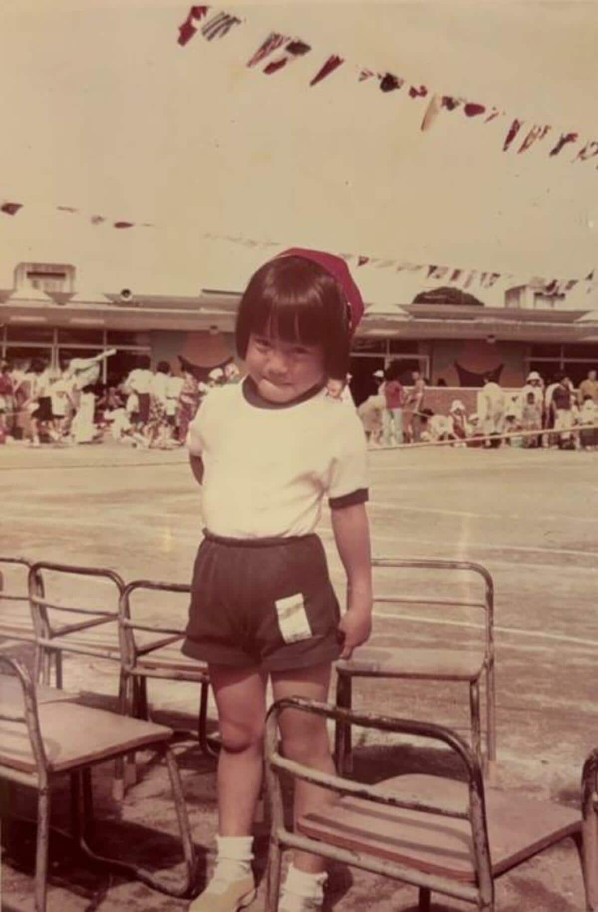 4153 水野真紀さん スナップショット 生写真 一点もの 激レア 水野真紀、自身の幼少期の写真を公開「“天使の輪”が輝いておりますわ