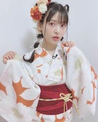 上坂すみれが浴衣姿の「夜あそび」オフショットを公開！「眼福」「綺麗すぎて直視できない」と絶賛の嵐