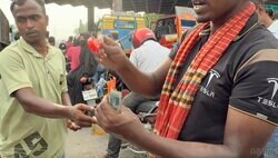 銃を持った軍人が出動「撮影禁止だ！」南アジアの渋滞に、日本人ディレクターが驚愕「横のバスは麻薬の売人でした」