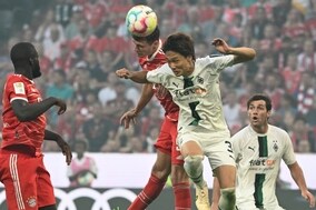 板倉滉フル出場のボルシアMG、バイエルンの猛攻に耐えきれずドロー…GKゾマーは驚異の19セーブ