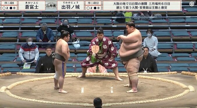 「冗談みたいな体格差」252kg巨漢力士と“142.1キロ差”対決で劇的結末 「足が先だな」「軍配どおりだわ」際どすぎる熱戦にファン一喜一憂 3枚目