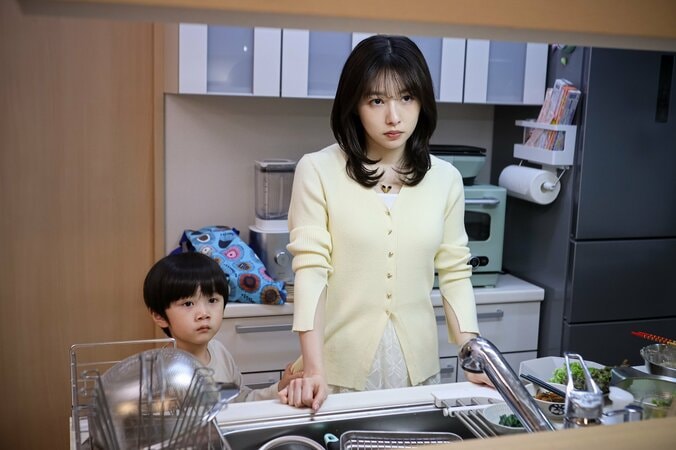 【写真・画像】「泣いてばかりいたらパパが早く死んじゃうよ」 不倫モンスター妻が息子にまで牙をむく 『余命3ヶ月のサレ夫』第4話　1枚目