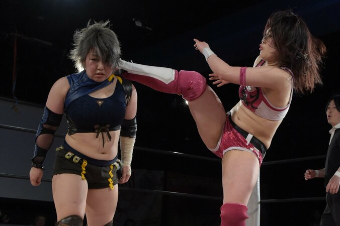 “西の聖地”・最後の女子プロで東京女子頂上決戦！　山下vs坂崎、歴史に名を刻むのは？ 1枚目